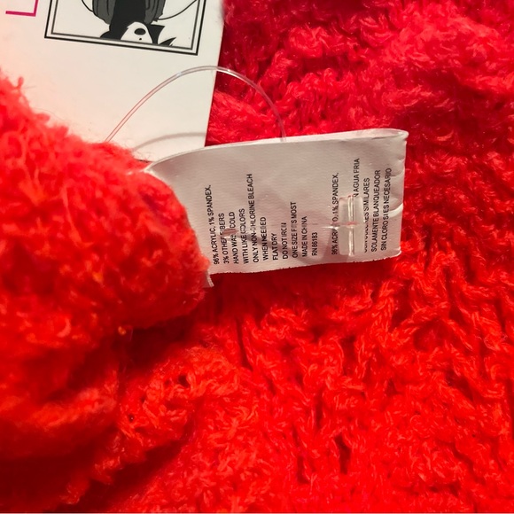 Capelli New York, scarf in bright coral - Picture 8 of 8